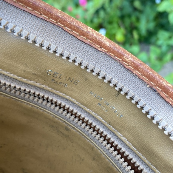 Celine coated canvas clutch monogram tan E - Picture 8 of 9